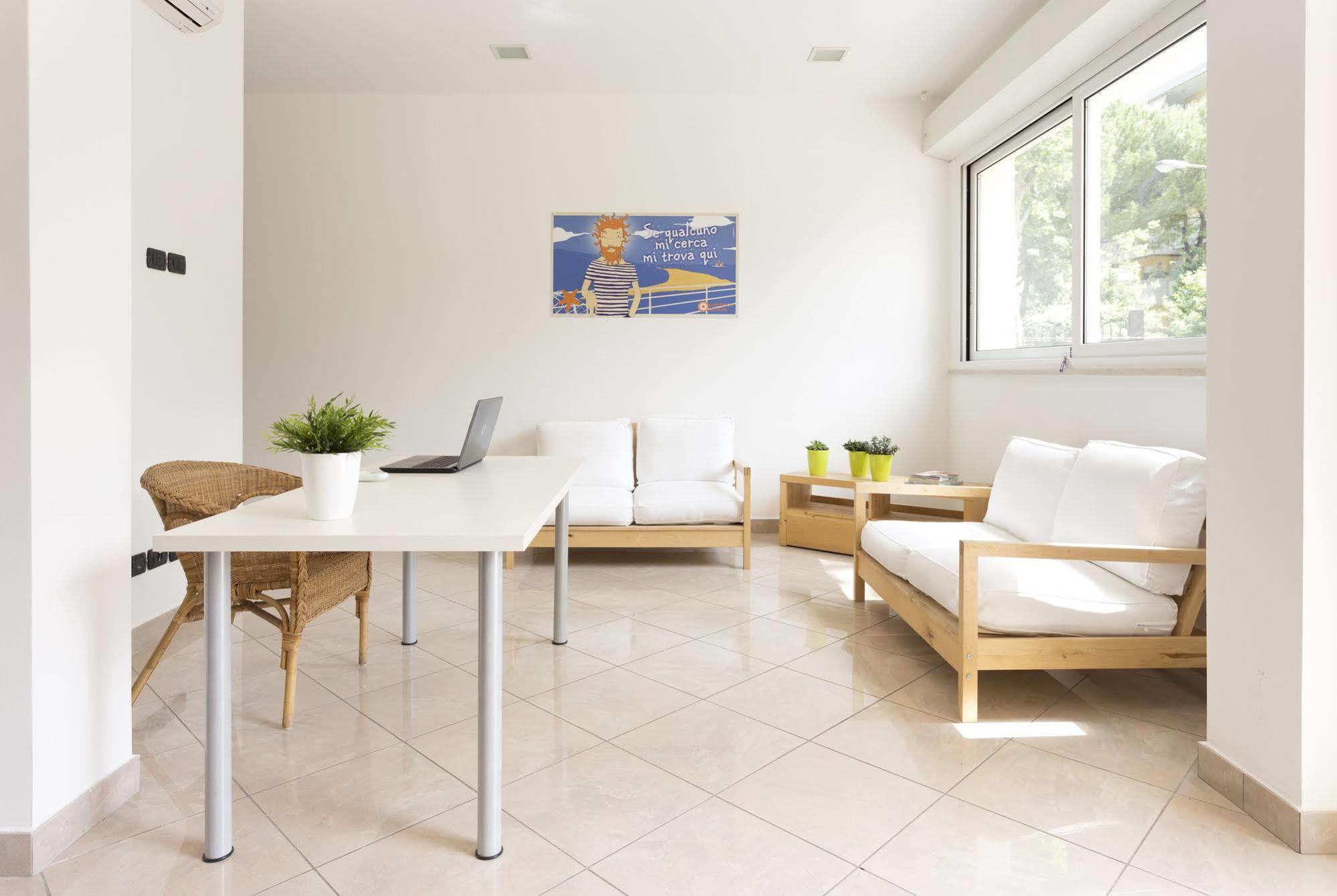 Apartahotel Del Sole 2*
